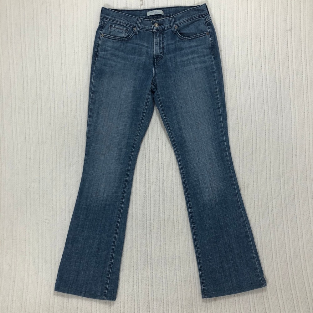 Levi's‎ 515 Boot Cut Jeans Women's Size 8 Medium Wash Denim Classic Style